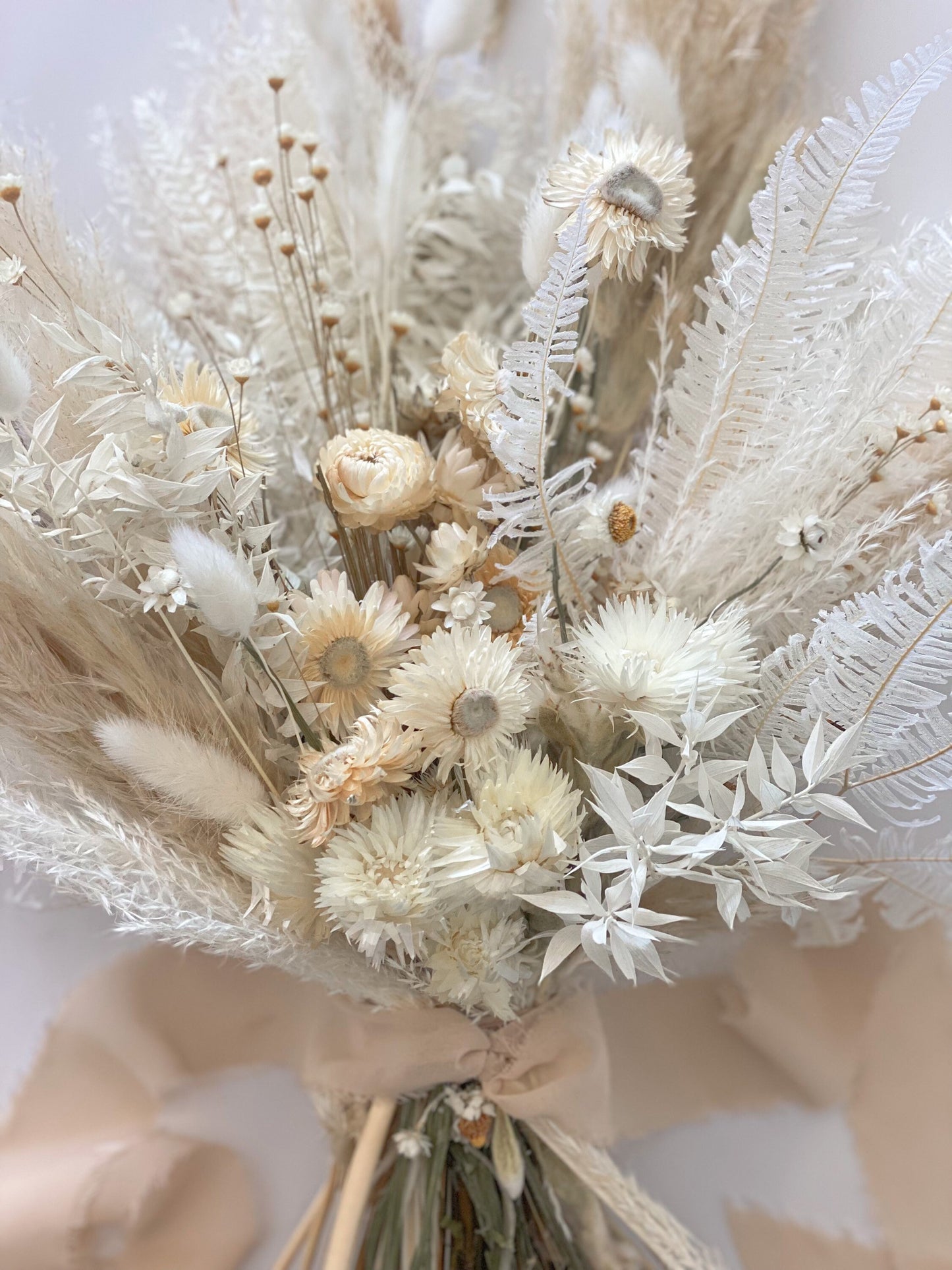 White Wildflower + Pampas Grass Bouquet/ Bride and Bridesmaids/ Dried Flower Bouquet/ Wedding Flowers