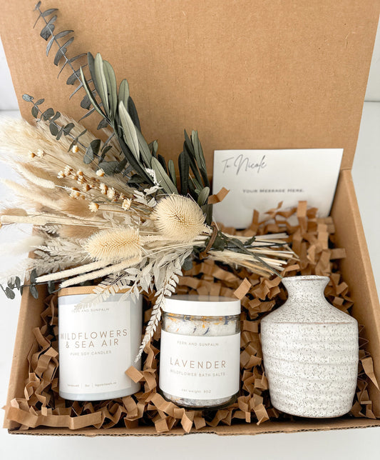 Summer Floral Inspired Seasonal Gift Box with Candle, Bath Salts and Small Dried Flower Arrangement